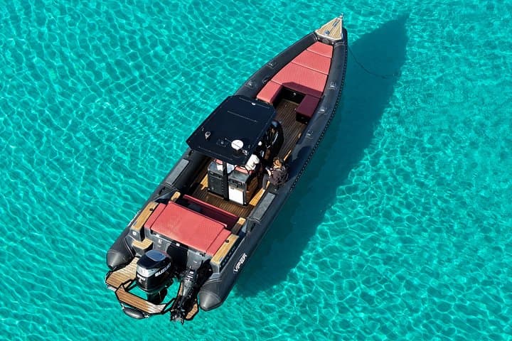 Private Luxury Boat Tour from Mykonos to Delos & Rhenia – 4 Hours