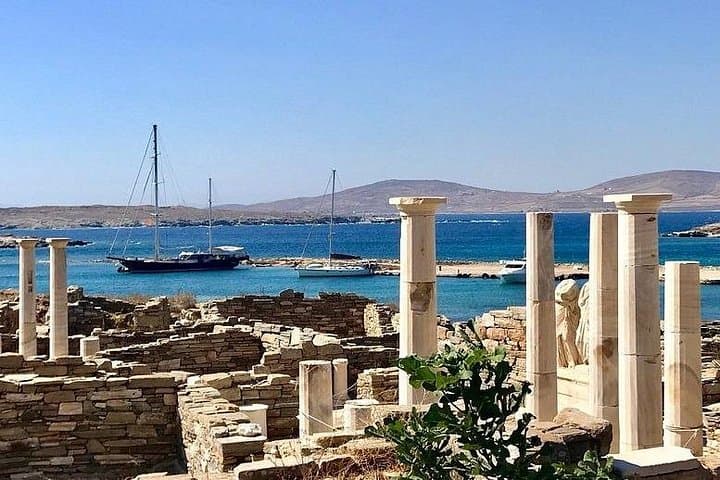 Mykonos Sail Cruise to Rhenia, Guided Tour of Delos, Lunch&Drinks
