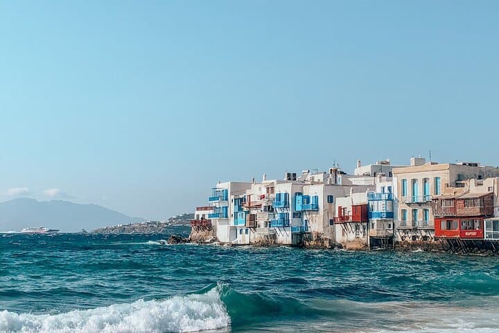 Mykonos Island Sightseeing Tour via Bus Cruise and Guided Walk